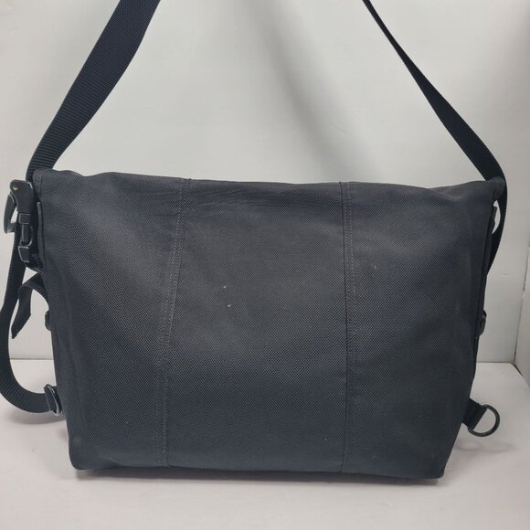 Timbuk2 Classic Black Messenger Bag With Adjustable Strap - Picture 2 of 12
